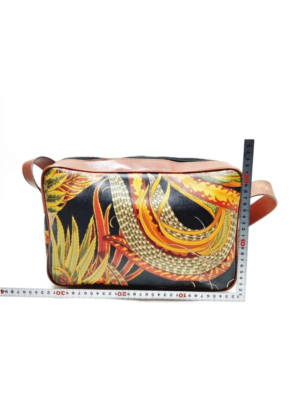 Salvatore Ferragamo Jungle Print Shoulder Bag Multicolor - Picture 2 of 10